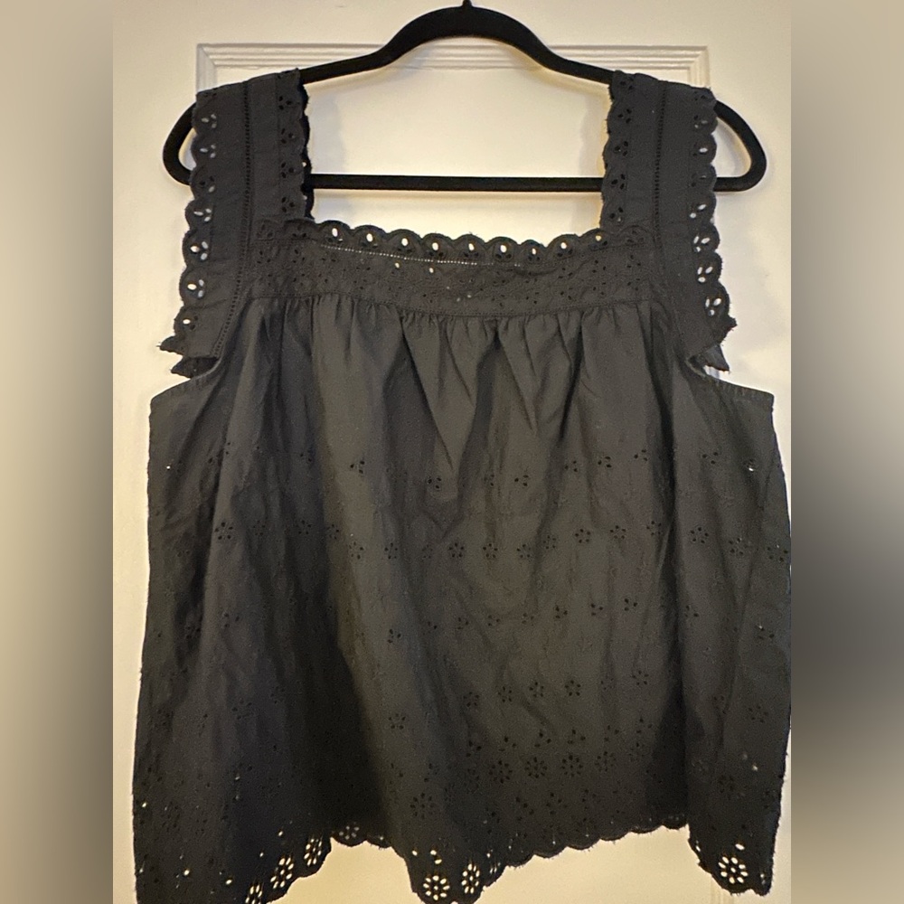 Gap x Doen Black Eyelet Tank top